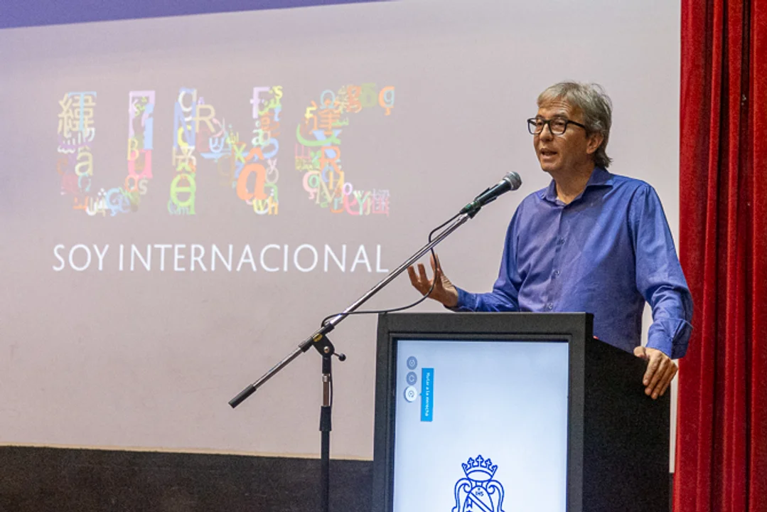 Bienvenida a estudiantes internacionales en la UNC