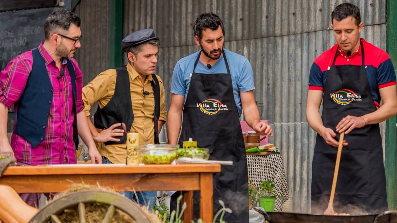 Cocineros Argentinos recorría el país transmitiendo las recetas tradicionales de nuestras provincias - Foto Facebook Cocineros Argentinos / Nómades Fotografía