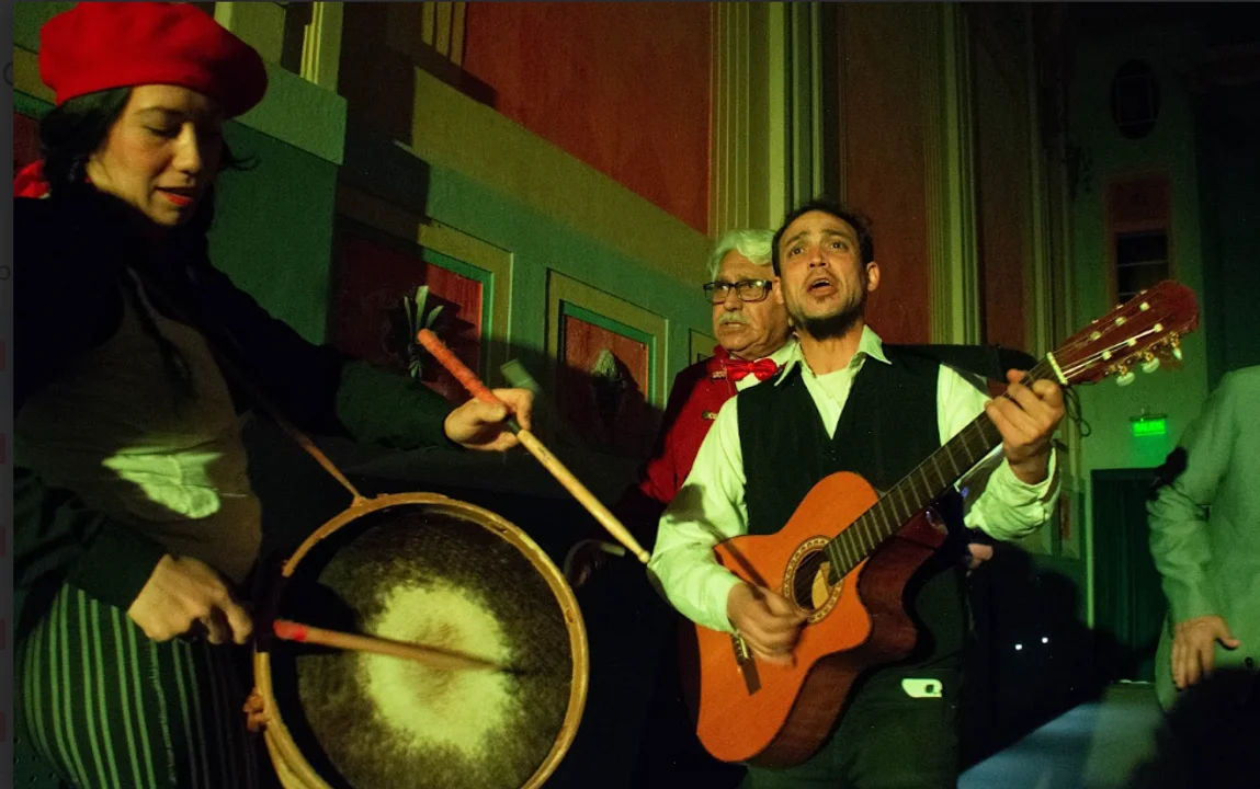 Una obra que pinta la aldea...Vuelve a escena este jueves 23, a la gorra (Foto: China Medina)