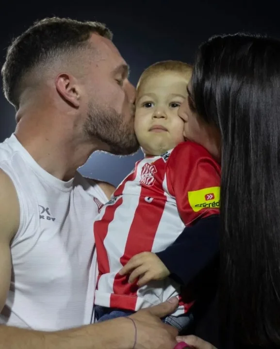 Un riñón para Pipe": la conmovedora campaña de un jugador de Deportivo Riestra - Cba24n