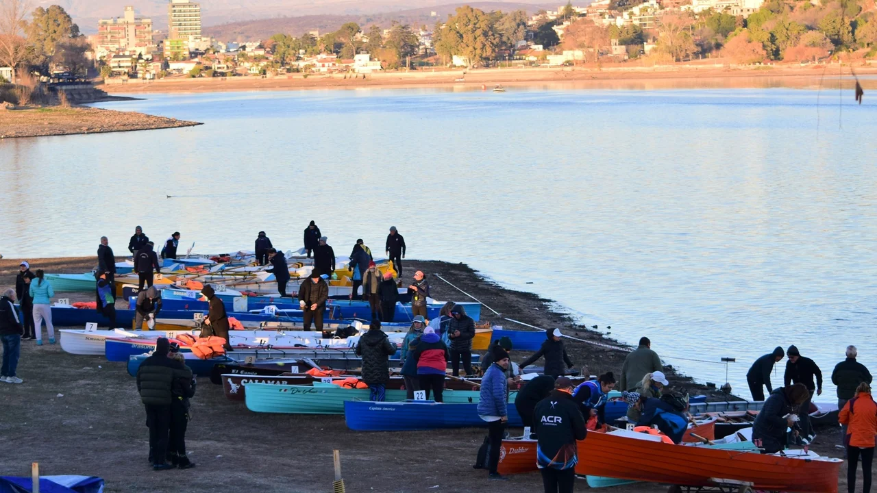 Regata de Travesía "Vuelta al Lago"