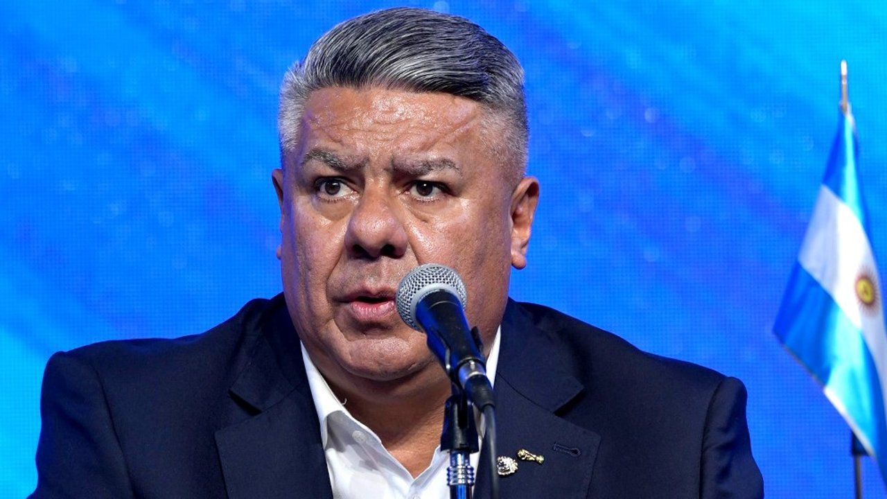 Claudio Tapia fue reelecto presidente de AFA y se eliminaron los descensos thumbnail