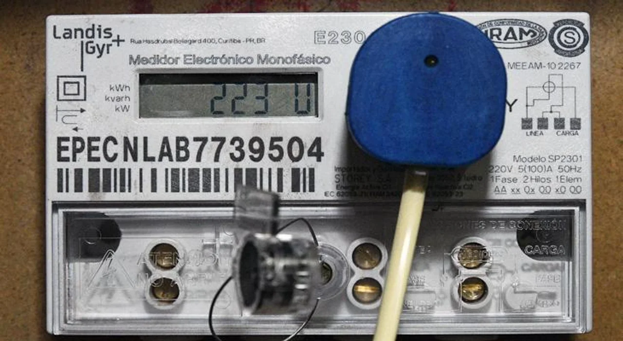 Muchos usuarios no han completado el trámite para seguir recibiendo subsidio para la luz. Imagen: EPEC