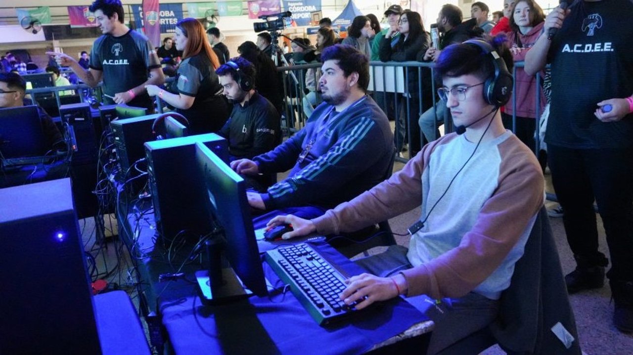 Llega a Córdoba el mega evento e-Sports del año: La gran final provincial thumbnail