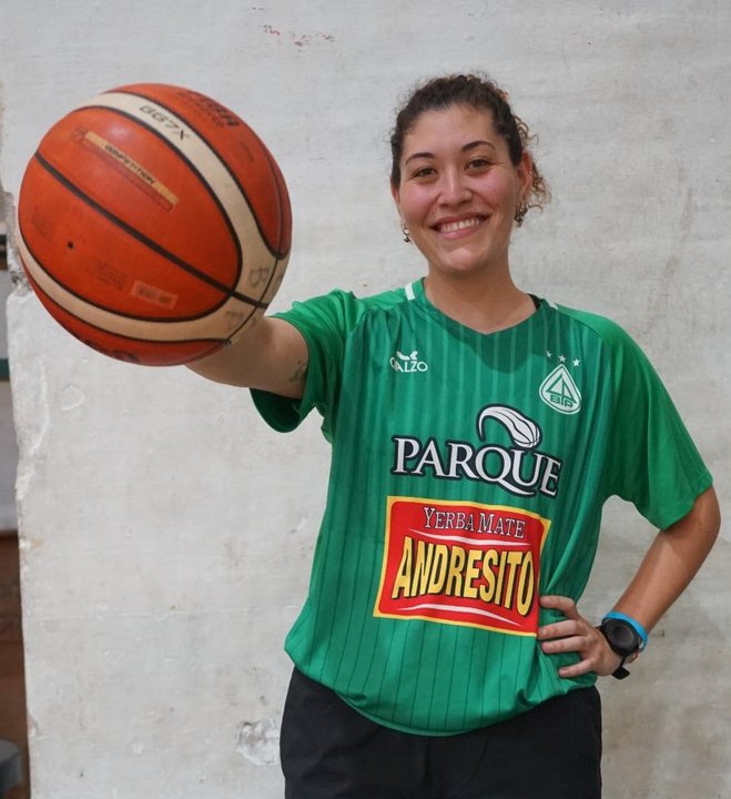 Barrio Parque tendrá por primera vez a una mujer como técnica de inferiores thumbnail