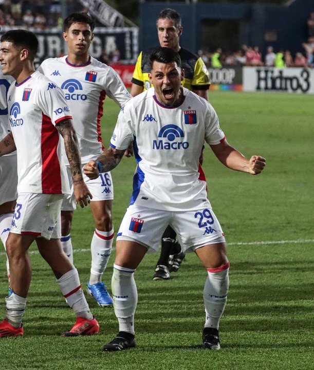 Tigre goleó en Mendoza y se metió en el podio de la Zona A - Cba24n