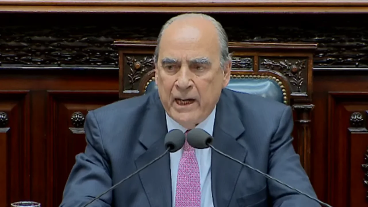 El ministro tendrá una parada brava en diputados: se estiman 10 horas de interpelación