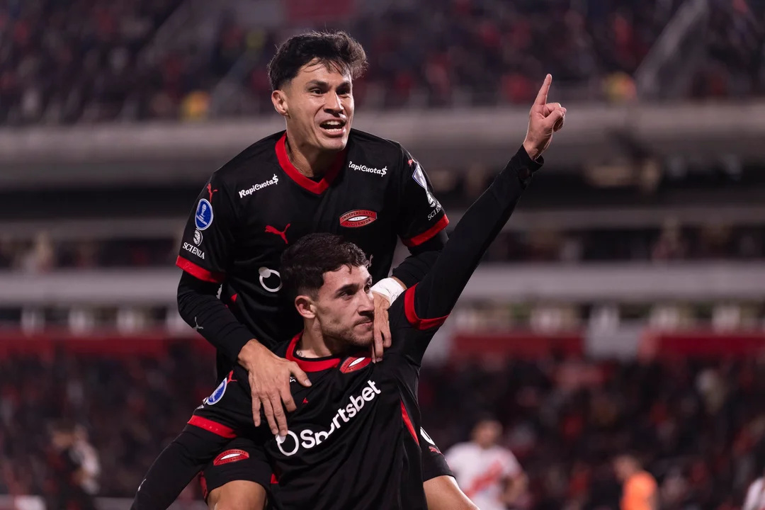 Independiente arrasó y se metió en octavos con una goleada inolvidable