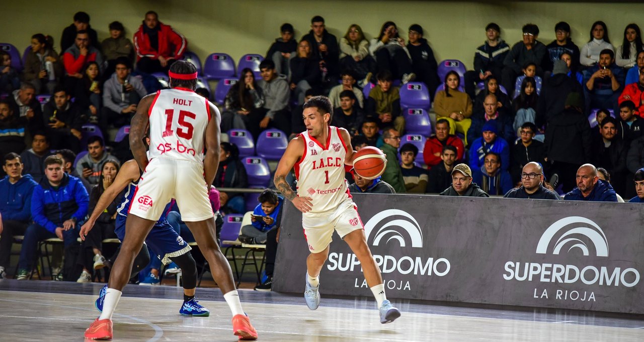 Instituto cerró la serie y se metió entre los cuatro mejores de la Liga Nacional de Básquetbol thumbnail
