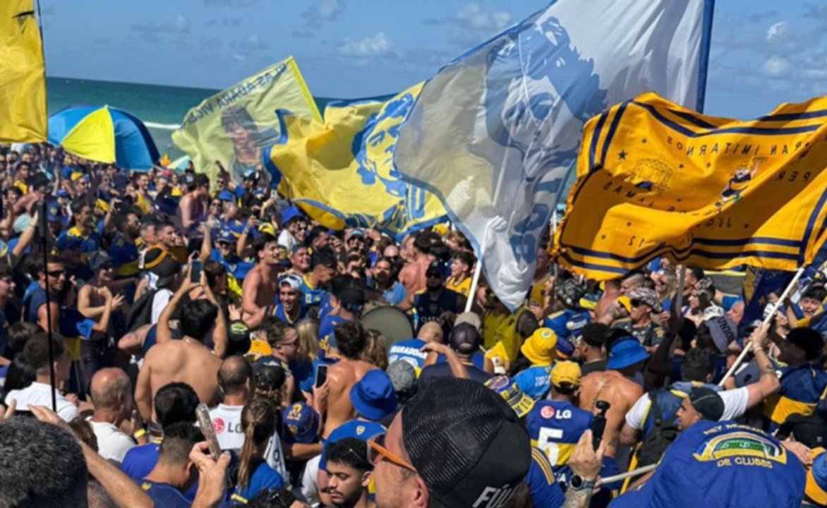 Pasión xeneize en Miami: multitudinario banderazo de los hinchas de Boca antes del Mundial de Clubes thumbnail
