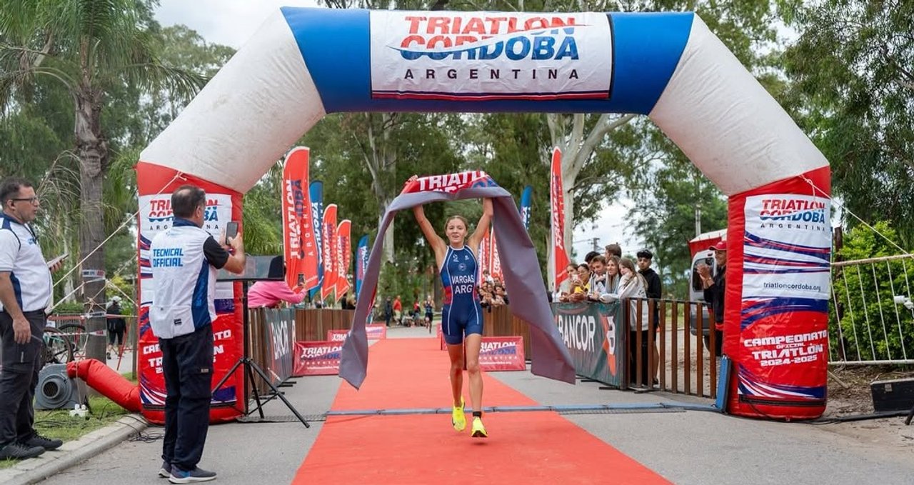 El Triatlón de Córdoba anunció la temporada 2025-26 thumbnail