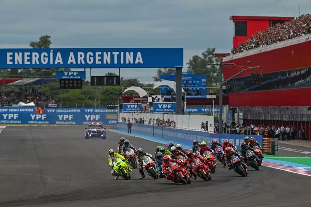 MotoGP se despide de Santiago del Estero y apunta a la ciudad de Buenos Aires thumbnail