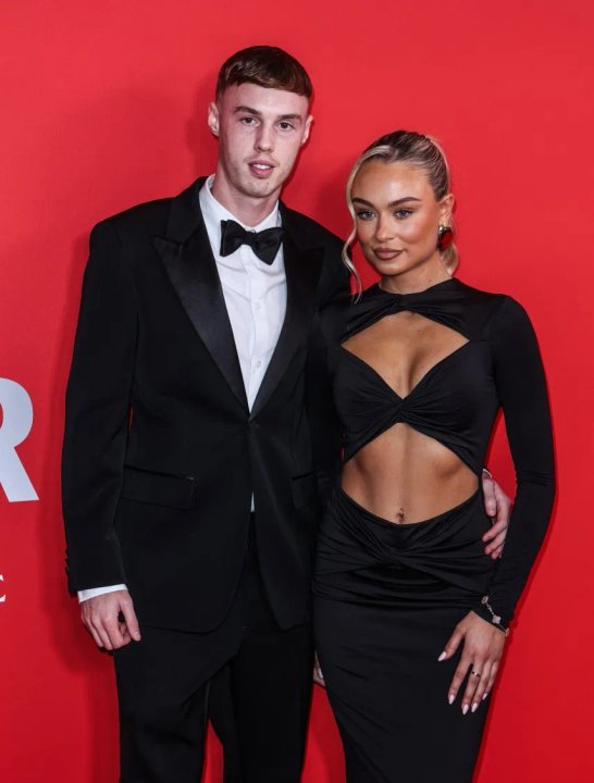 Bombazo en el fútbol: Cole Palmer, la estrella del Chelsea, se separó de su novia por un insólito motivo thumbnail