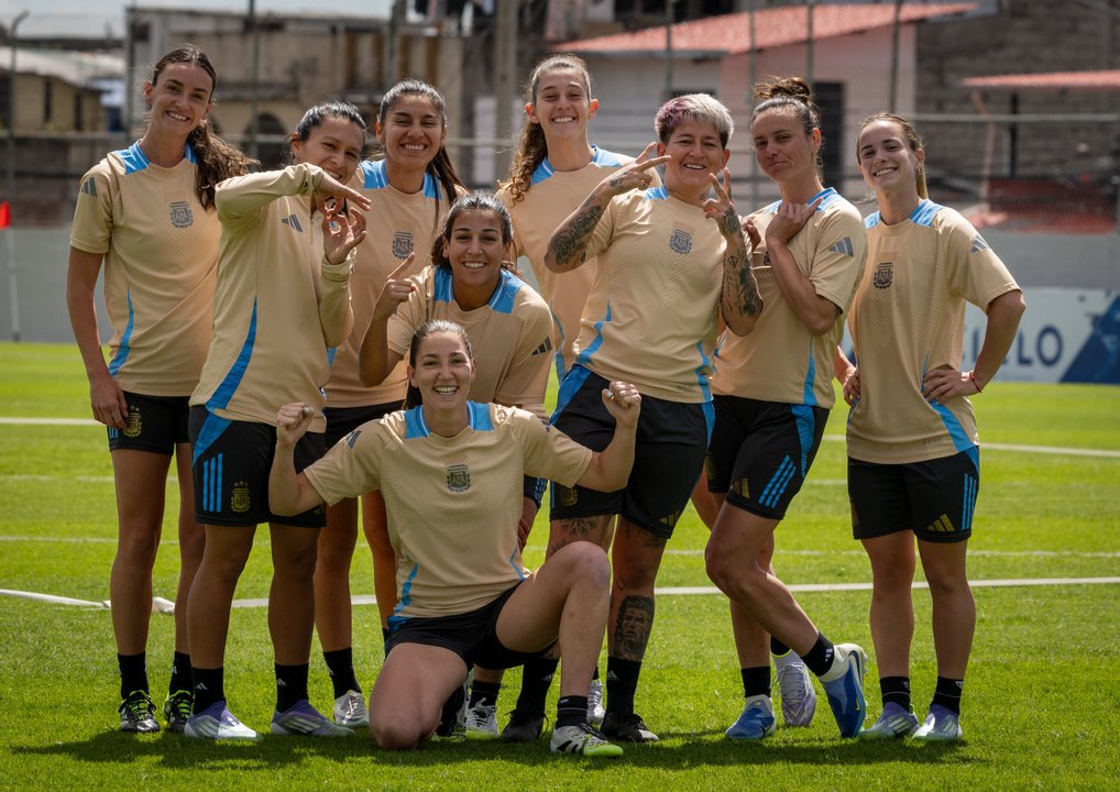 Duelo crucial en Quito: Argentina, ya clasificada, se enfrenta a Ecuador, que se juega todo en la Copa América Femenina thumbnail