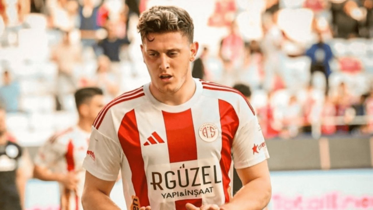 Gaich, muy cerca de Talleres: el delantero cordobés vuelve al país y se sumará al equipo de Tevez thumbnail