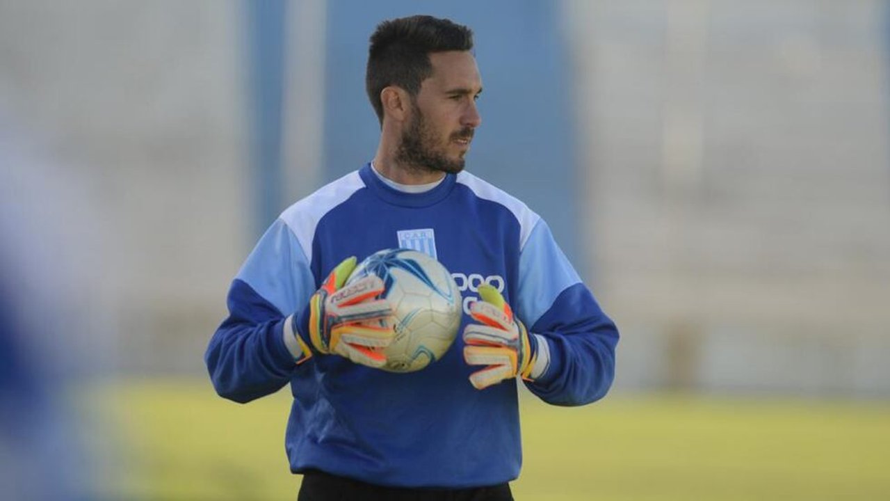 Conmoción en el fútbol: Manuel García se retira a los 37 años debido a una grave enfermedad neurodegenerativa thumbnail