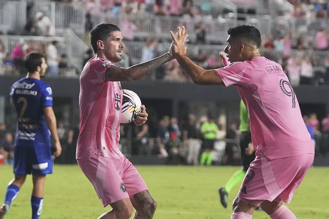 Suárez brilló sin Messi y guió al Inter Miami a los cuartos de final de la Leagues Cup thumbnail