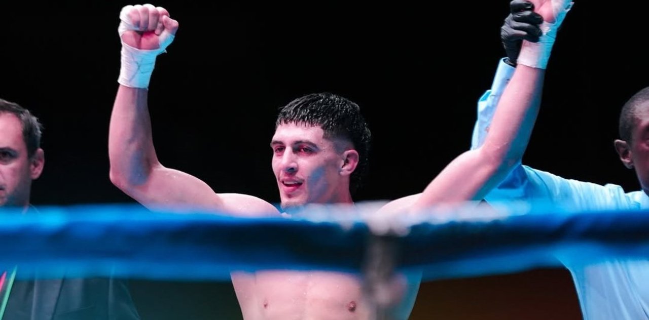 Mirco Cuello: Argentina tiene un nuevo campeón mundial de boxeo! thumbnail