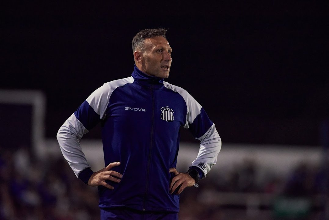 Ribonetto vuelve al país para dirigir en la Liga Profesional thumbnail