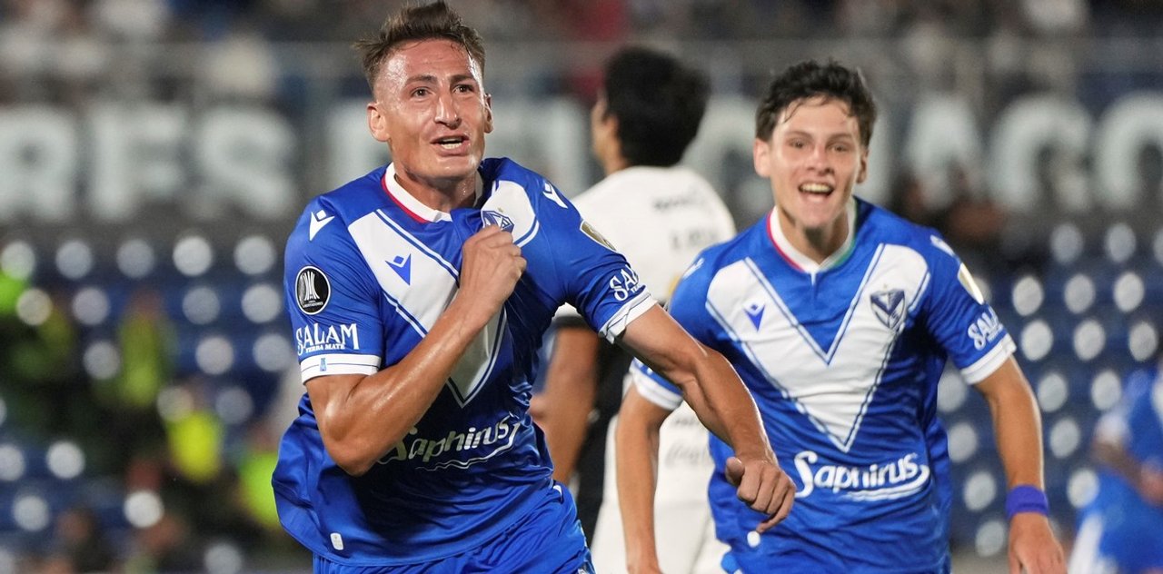 Libertadores: Vélez va por el batacazo en Brasil para arrancar con el pie derecho thumbnail