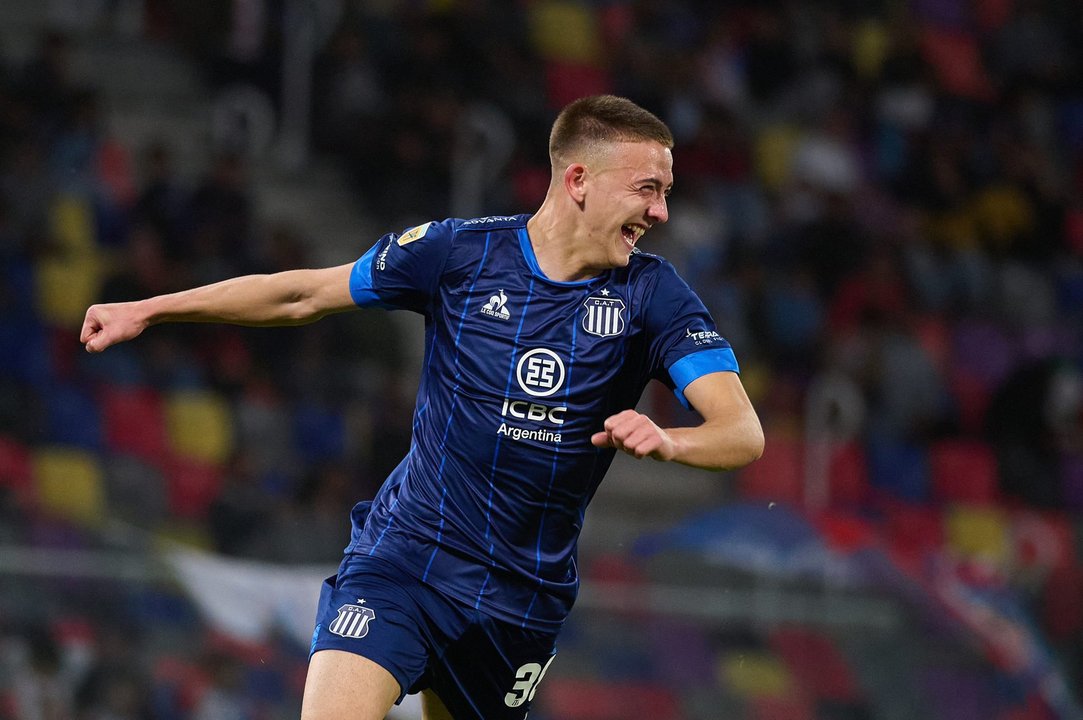 Gustavo Albarracín, joya de la cantera albiazul y de la Sub 20, seguirá su carrera en Europa thumbnail