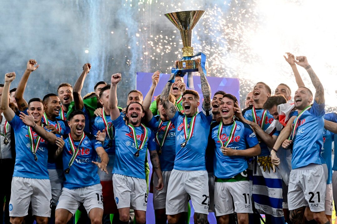 Vuelve la pasión italiana! La Serie A se pone en marcha con el Napoli defendiendo el título thumbnail
