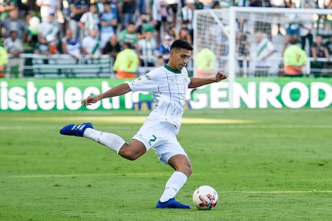 Alexis Maldonado: Belgrano sella un refuerzo clave para su defensa con experiencia en la Liga Profesional thumbnail