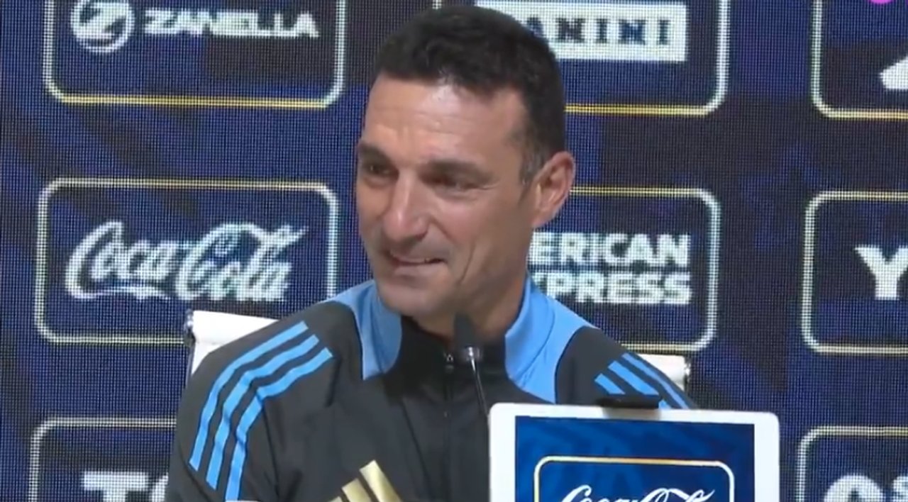 Scaloni se quebró al hablar de Messi y la conferencia terminó entre lágrimas thumbnail