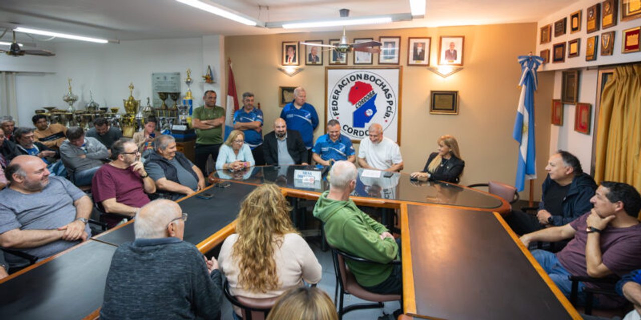 La Municipalidad de Córdoba entregó apoyo económico a clubes de la ciudad thumbnail