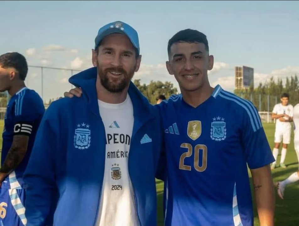 Lautaro Millán, de vestir la camiseta argentina a disputar el Mundial juvenil con Chile thumbnail