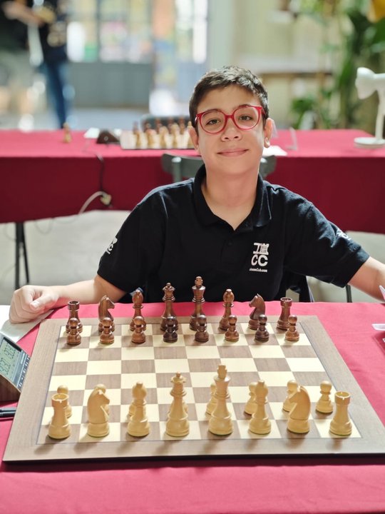 A los 11 años, Faustino Oro sueña con la norma de Gran Maestro thumbnail