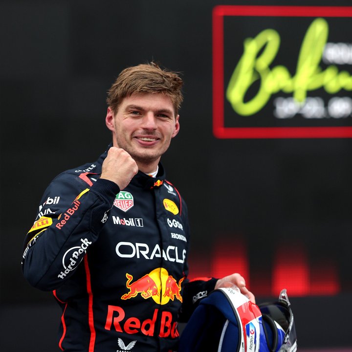 Max Verstappen se llevó el GP de Azerbaiyán y Colapinto terminó 19 thumbnail