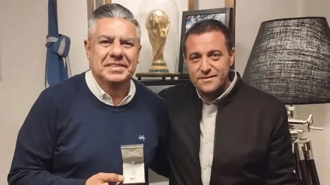 Odian lo popular: la furia de Toviggino contra Milei por el Mundial 2030 thumbnail