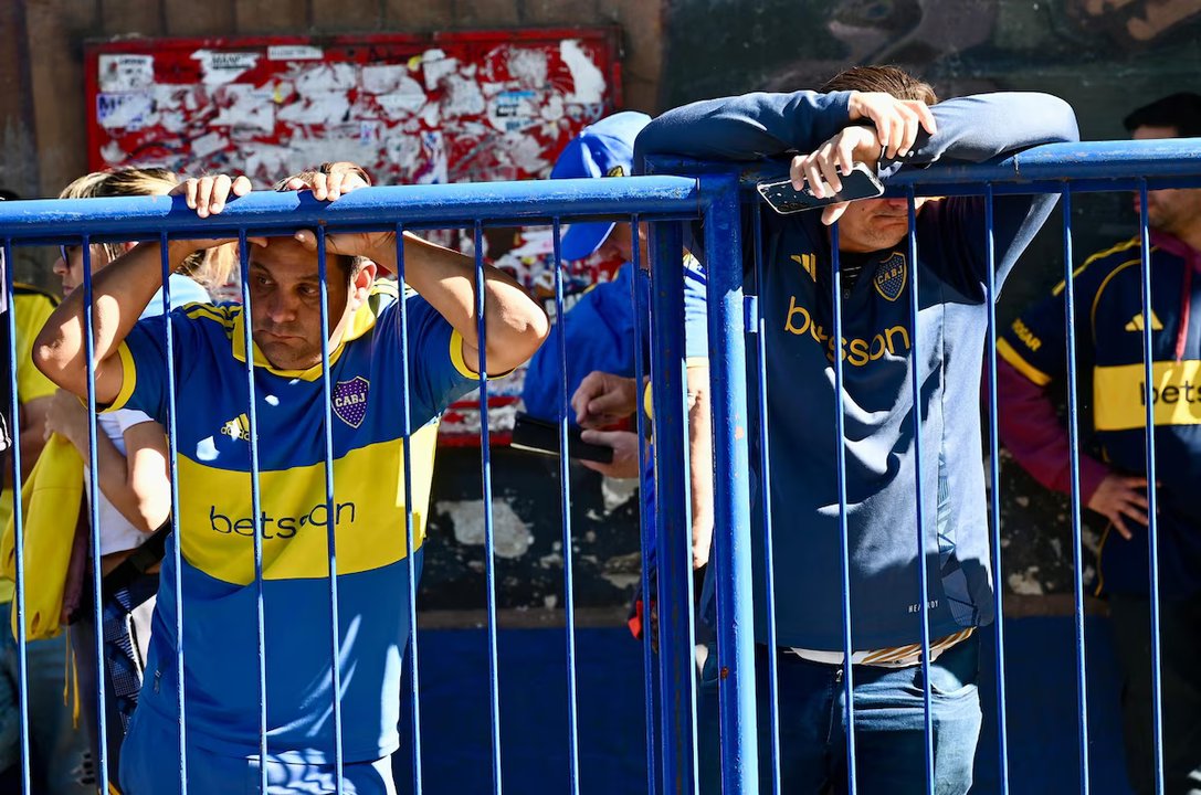 El último adiós a Miguel Ángel Russo: miles de hinchas lo despiden en La Bombonera thumbnail