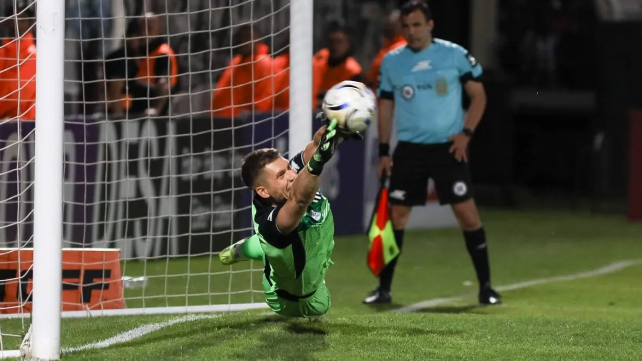 Drama, VAR y Rigamonti: Gimnasia de Mendoza hizo historia y logró un ascenso inédito a Primera thumbnail