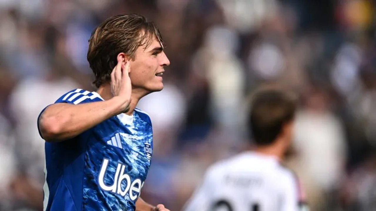 La joya argentina Nico Paz: figura con gol y asistencia para sacarle el invicto a la Juventus thumbnail