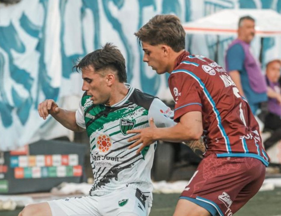 Godoy Cruz y San Martín no se sacaron ventajas en un Clásico de Cuyo trabado thumbnail