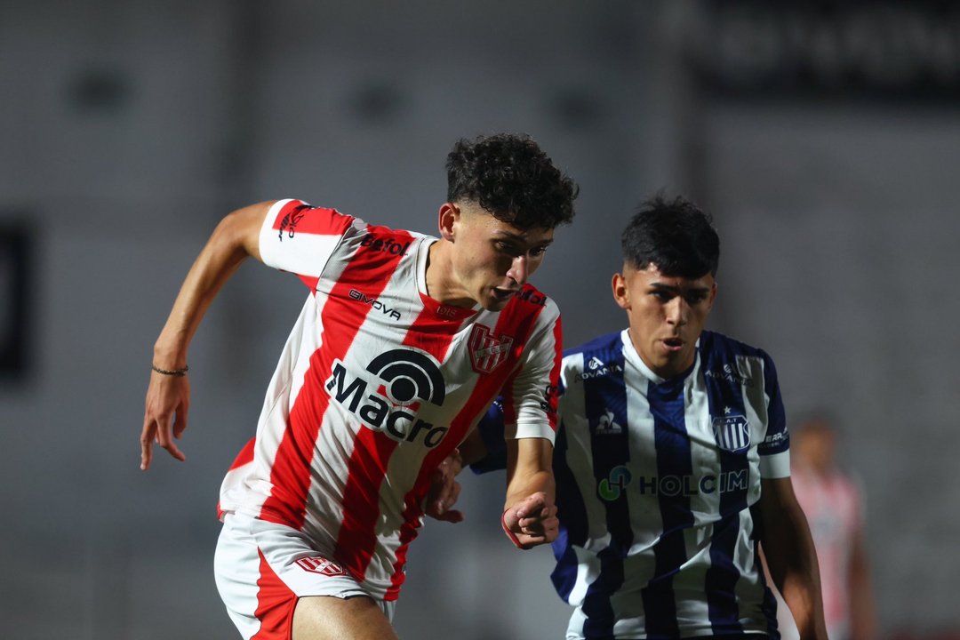 Instituto eliminó a Talleres por penales y se metió en la final de la Copa Córdoba thumbnail