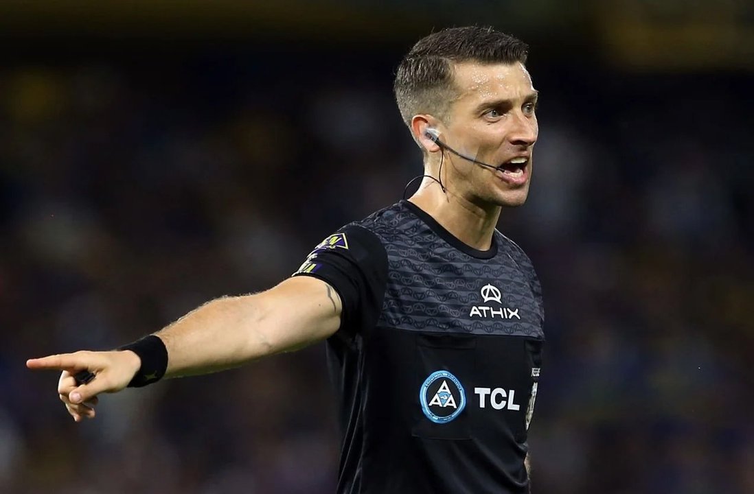La Liga Profesional confirmó los arbitrajes para octavos: quien estará en Boca-Talleres thumbnail