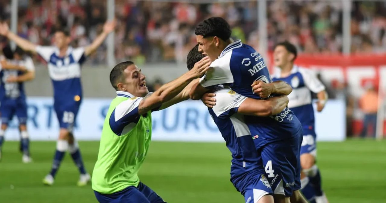 Victoria tripera: Gimnasia derrotó 2-1 a Unión y jugará con Barracas en cuartos thumbnail