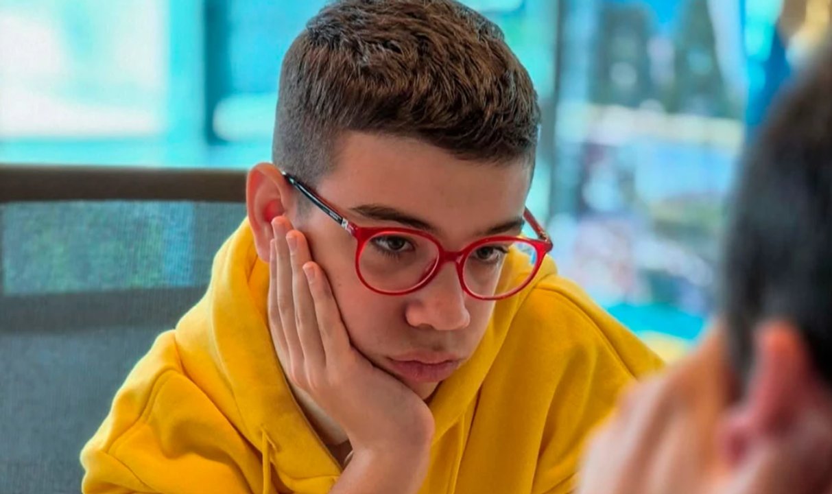 Faustino Oro: el niño prodigio golpea primero en el Magistral thumbnail