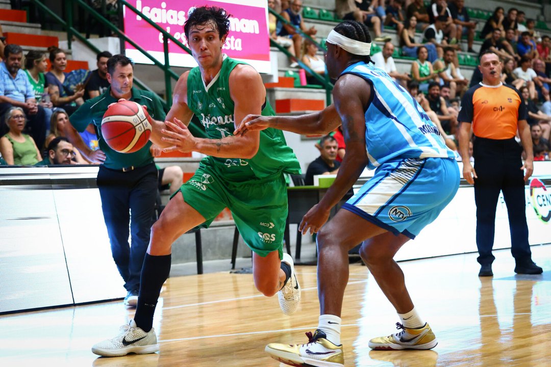 Atenas volvió a ganar y llega entonado al clásico contra Instituto thumbnail