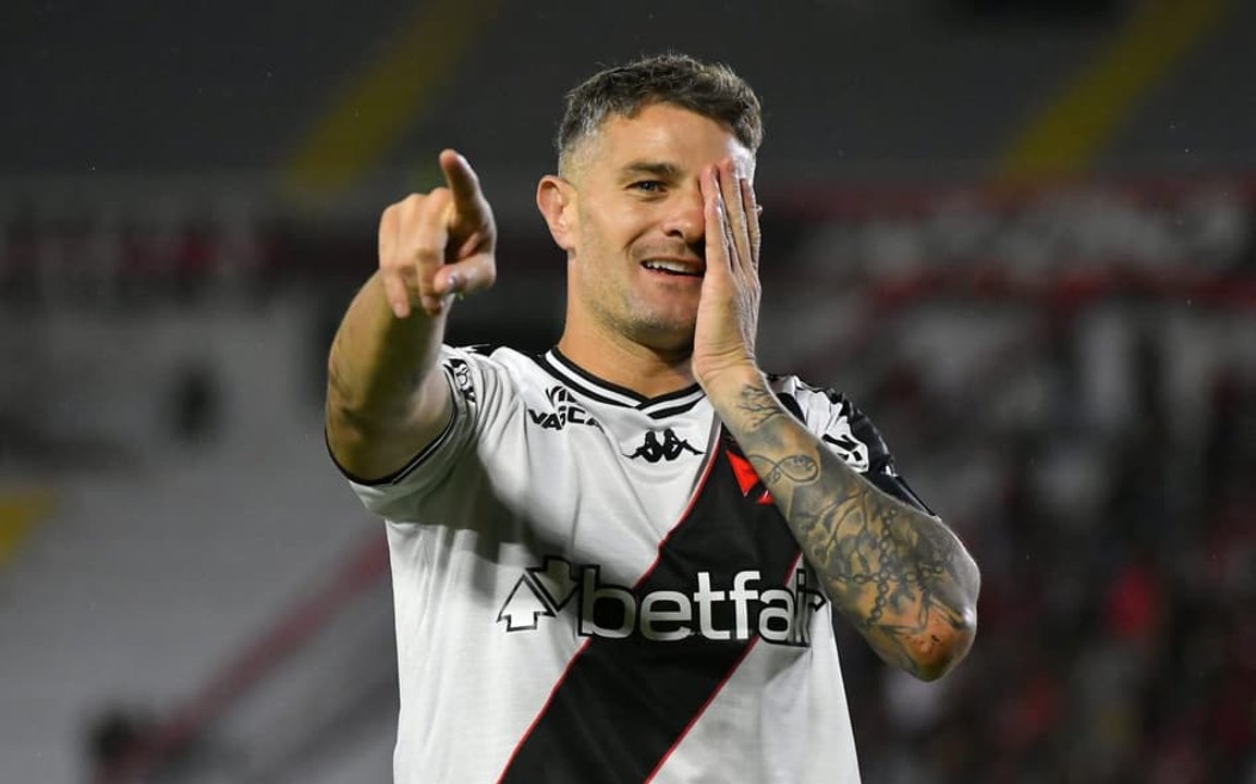 Inoxidable y efectivo: Vegetti fue el goleador del fútbol brasileño thumbnail