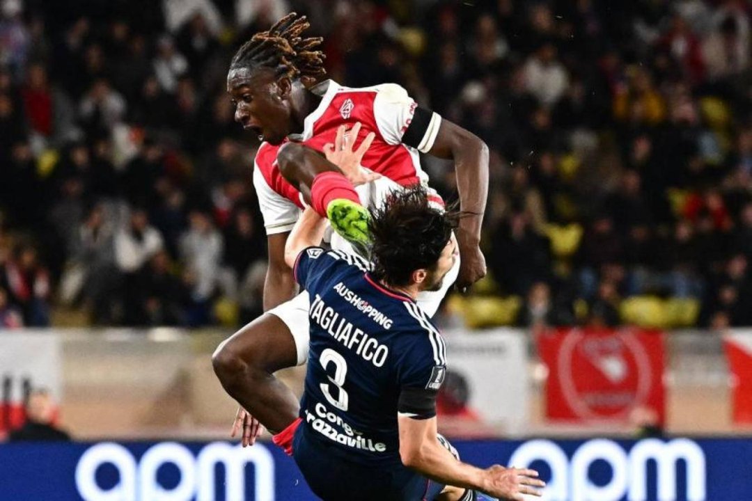 Susto para Scaloni: el planchazo criminal que recibió Tagliafico thumbnail