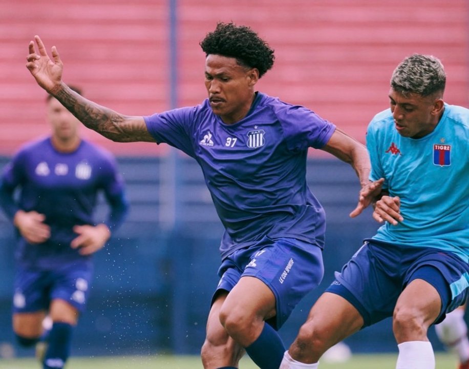 Amistoso: Talleres cayó ante Tigre y sufrió la "ley del ex" thumbnail