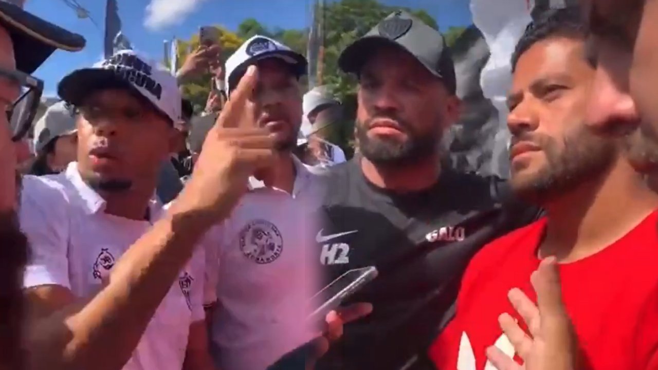 Tensión en Atlético Mineiro: la barra increpó a Hulk y apuntó contra la SAD thumbnail