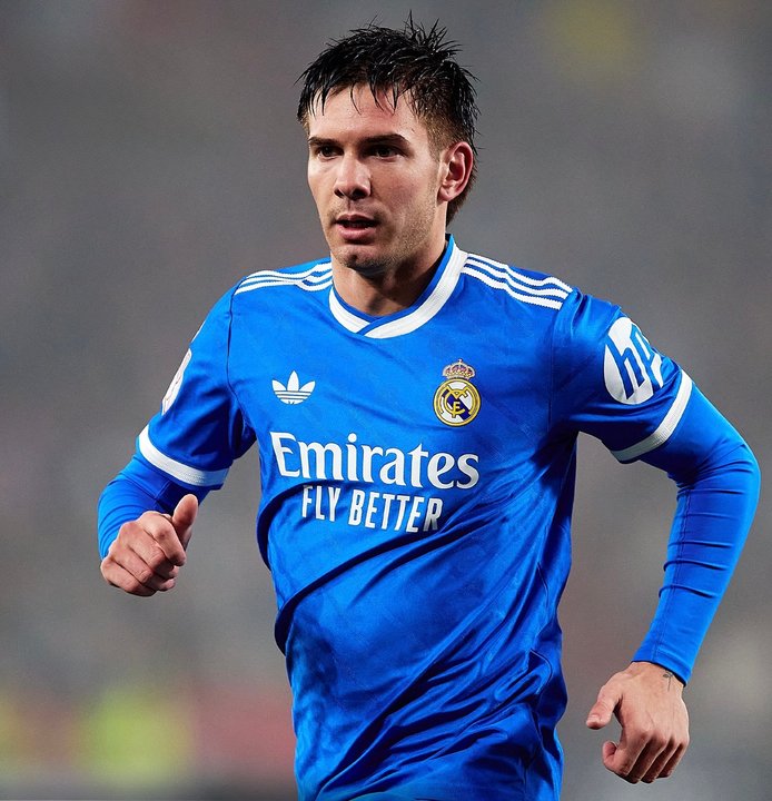 Batacazo en la Copa del Rey: el Real Madrid quedó eliminado pese al gol de Mastantuono thumbnail