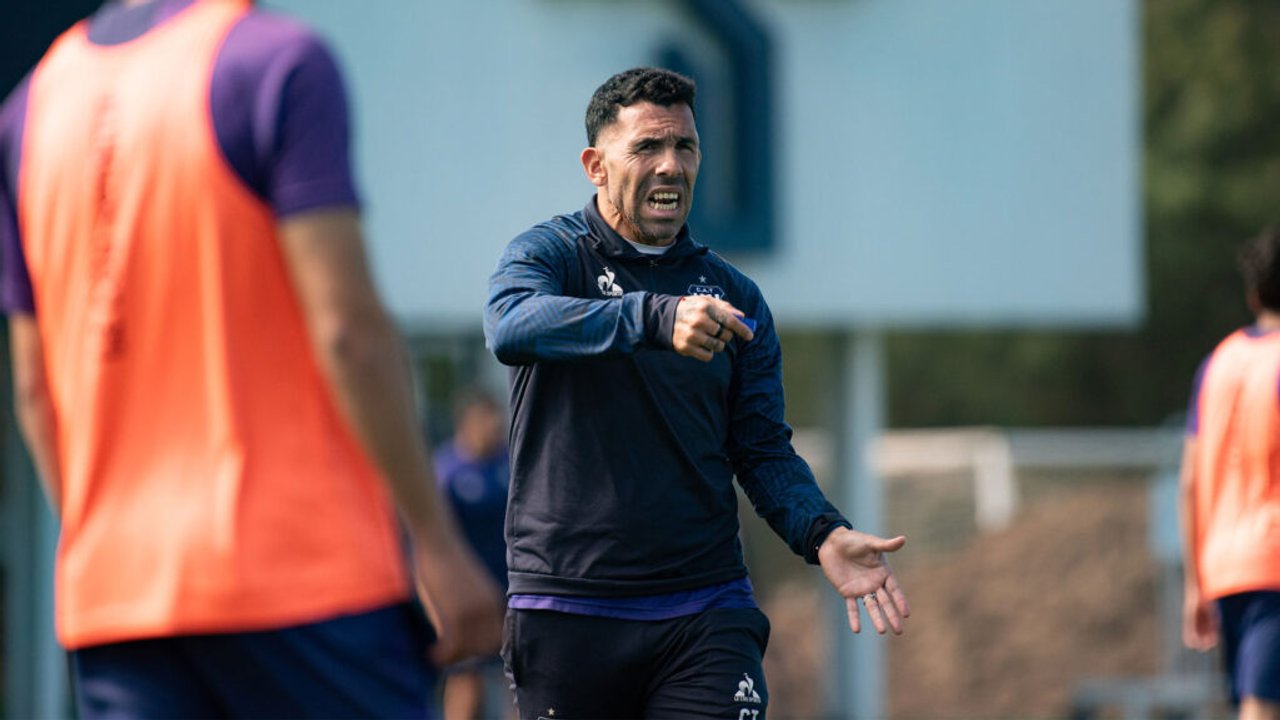 Talleres goleó 6-1 a San Miguel: los goles y el equipo que paró Tévez thumbnail