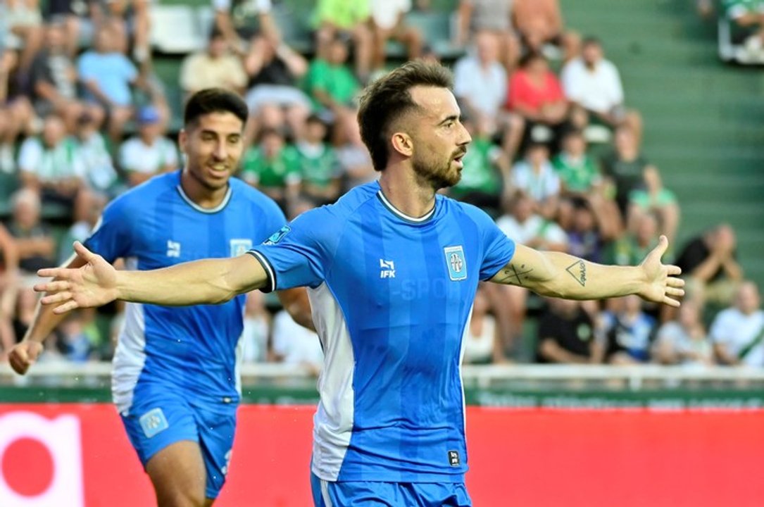 Estudiantes (RC) se fué con las manos vacías: perdió 2-1 pese a haber empezado ganando thumbnail