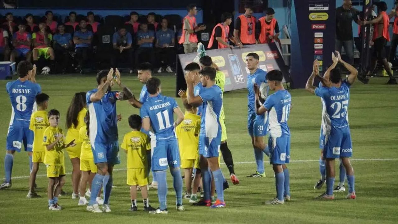 Estudiantes de Río Cuarto vuelve a quedarse sin nada: cayó por la mínima en el Candini thumbnail